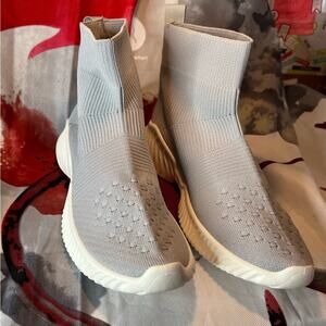Grey Stretch Sock Boot Size 5 US. Brand New.